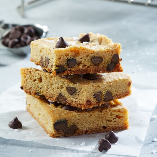 Almond Butter Chocolate Chip Blondies